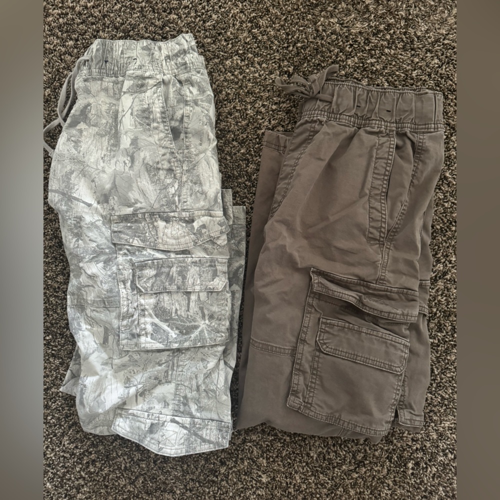 Hollister cargo pants men’s medium